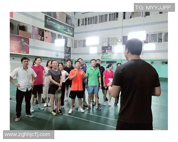 杨军独家分享羽毛球技巧与心得体会助你提升竞技水平